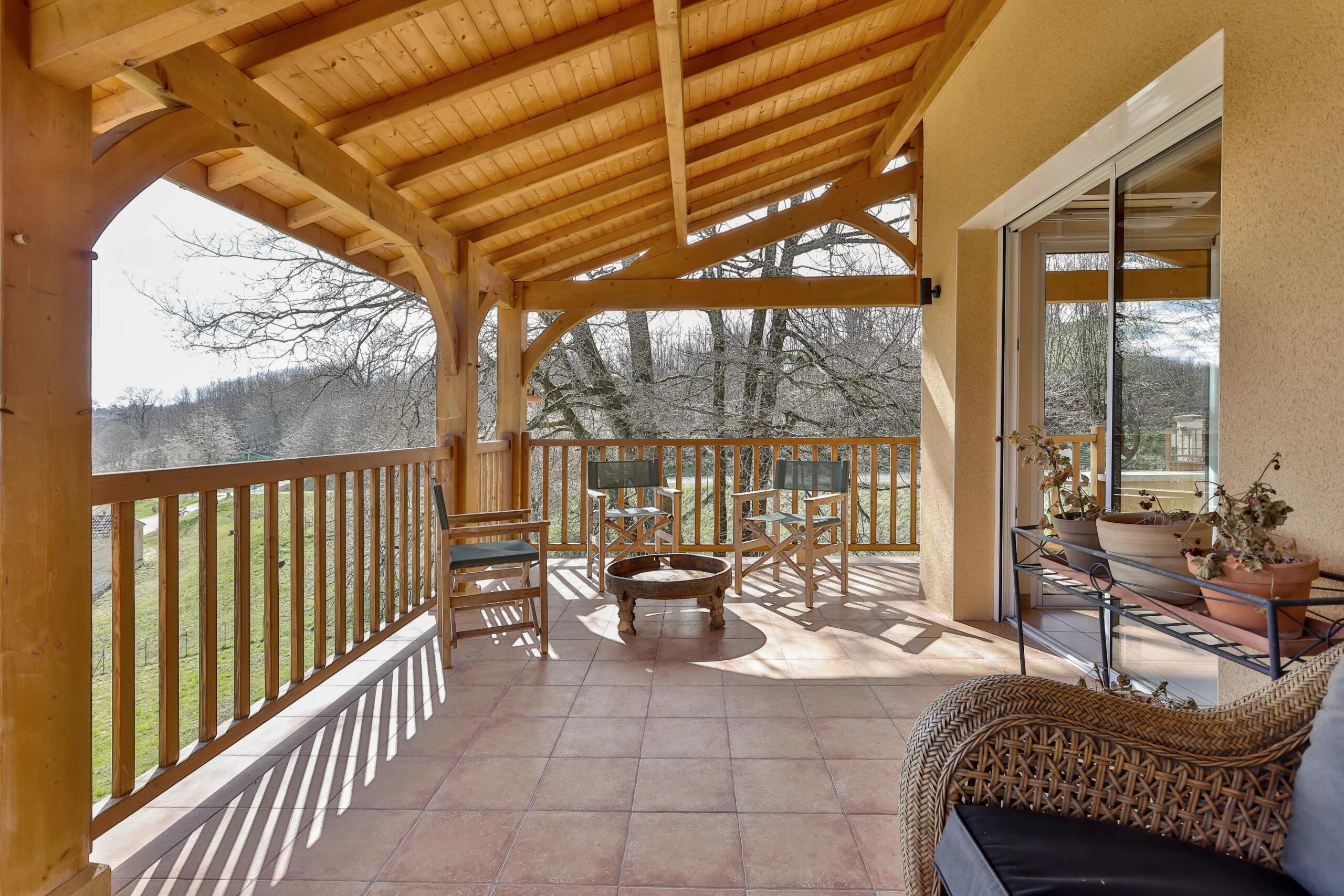 Charming Sarlat Home: Modern Amenities, Countryside Views, Aquitaine – France – BVI81896