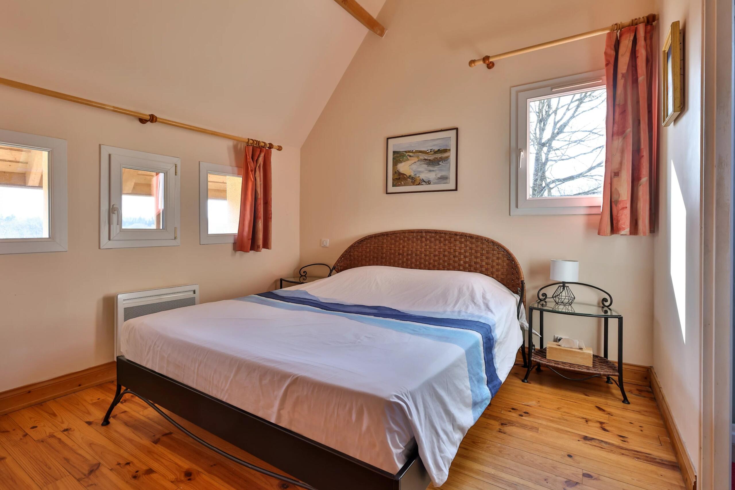 Charming Sarlat Home: Modern Amenities, Countryside Views, Aquitaine – France – BVI81896