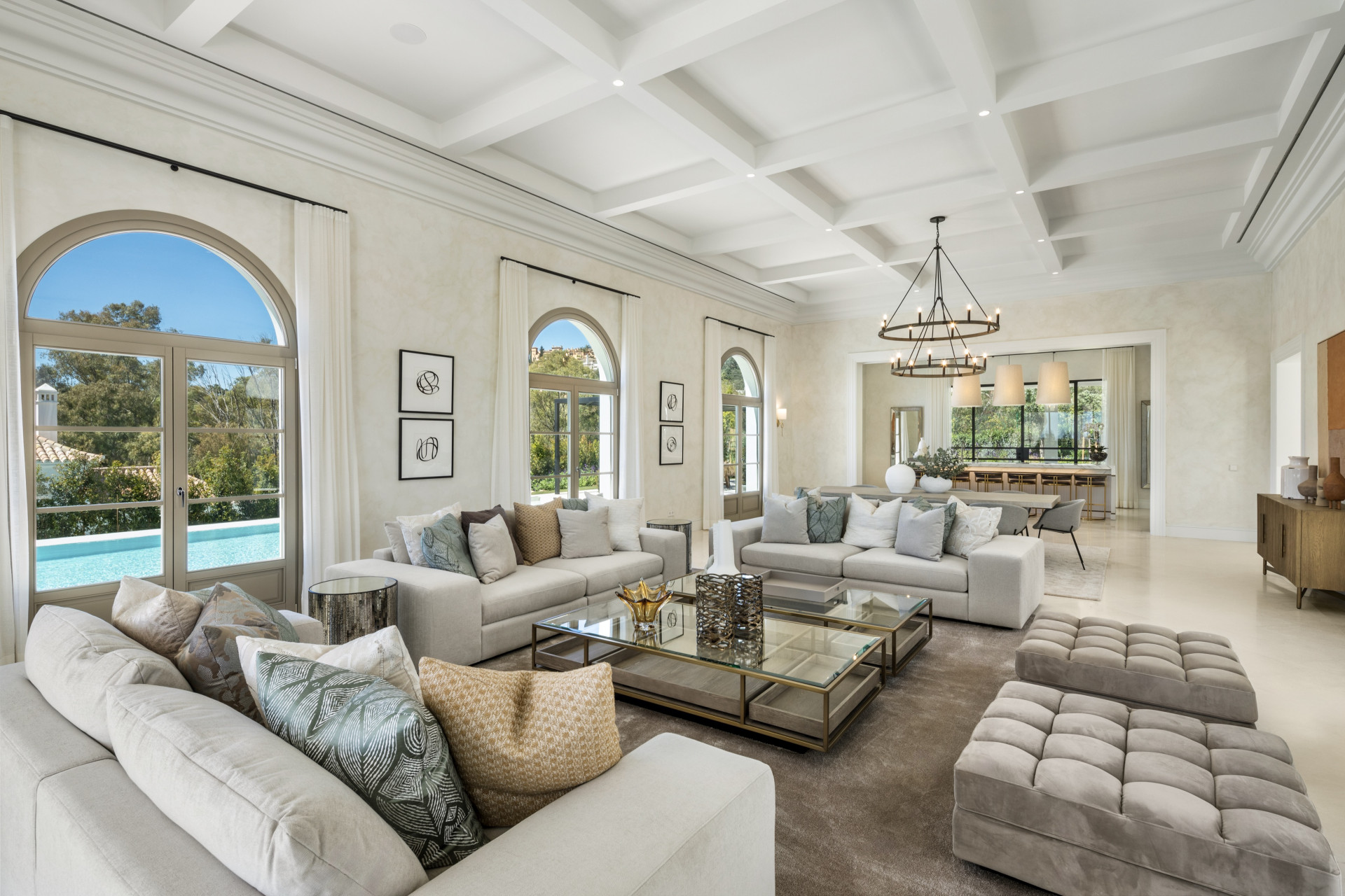 6 bedroom Villa in Marbella, Malaga, Spain – 428-03133ND