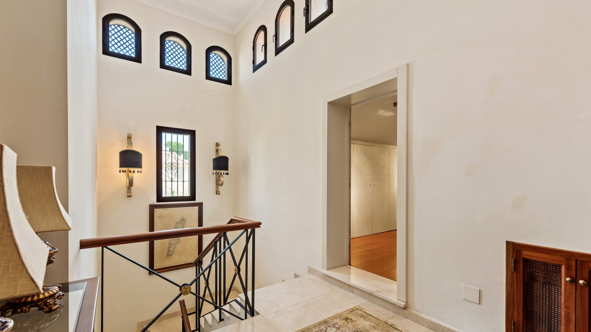 5 bedroom Villa in Marbella, Malaga, Spain – 428-03150D