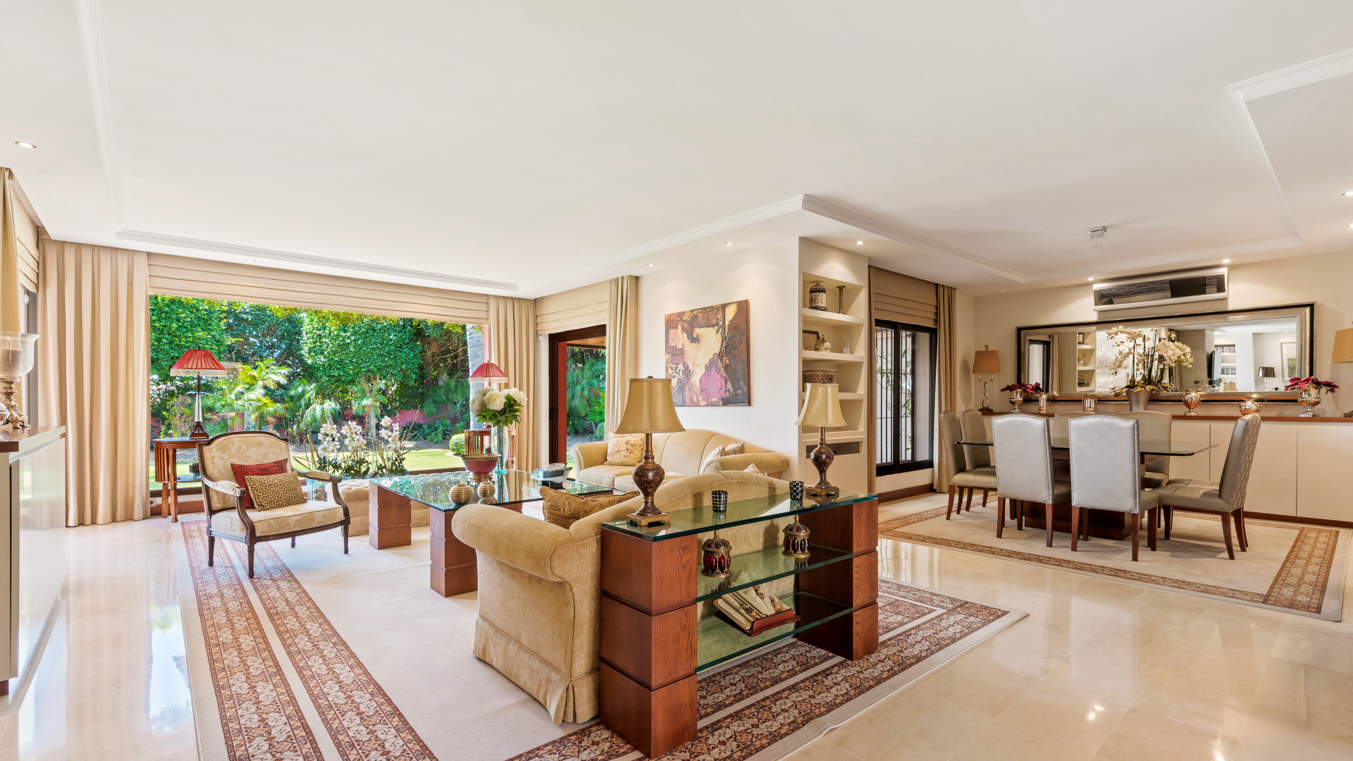 5 bedroom Villa in Marbella, Malaga, Spain – 428-03150D