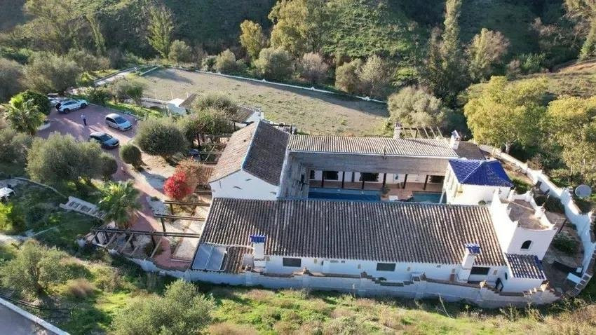 8 bedroom Finca in Mijas Costa, Malaga, Spain – 428-03863P