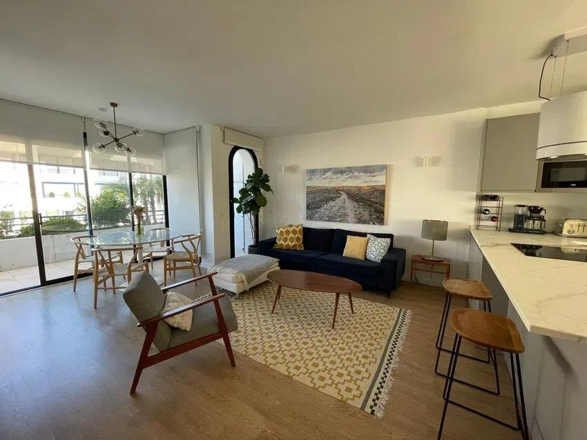 3 bedroom Penthouse in Marbella, Malaga, Spain – 428-05165P