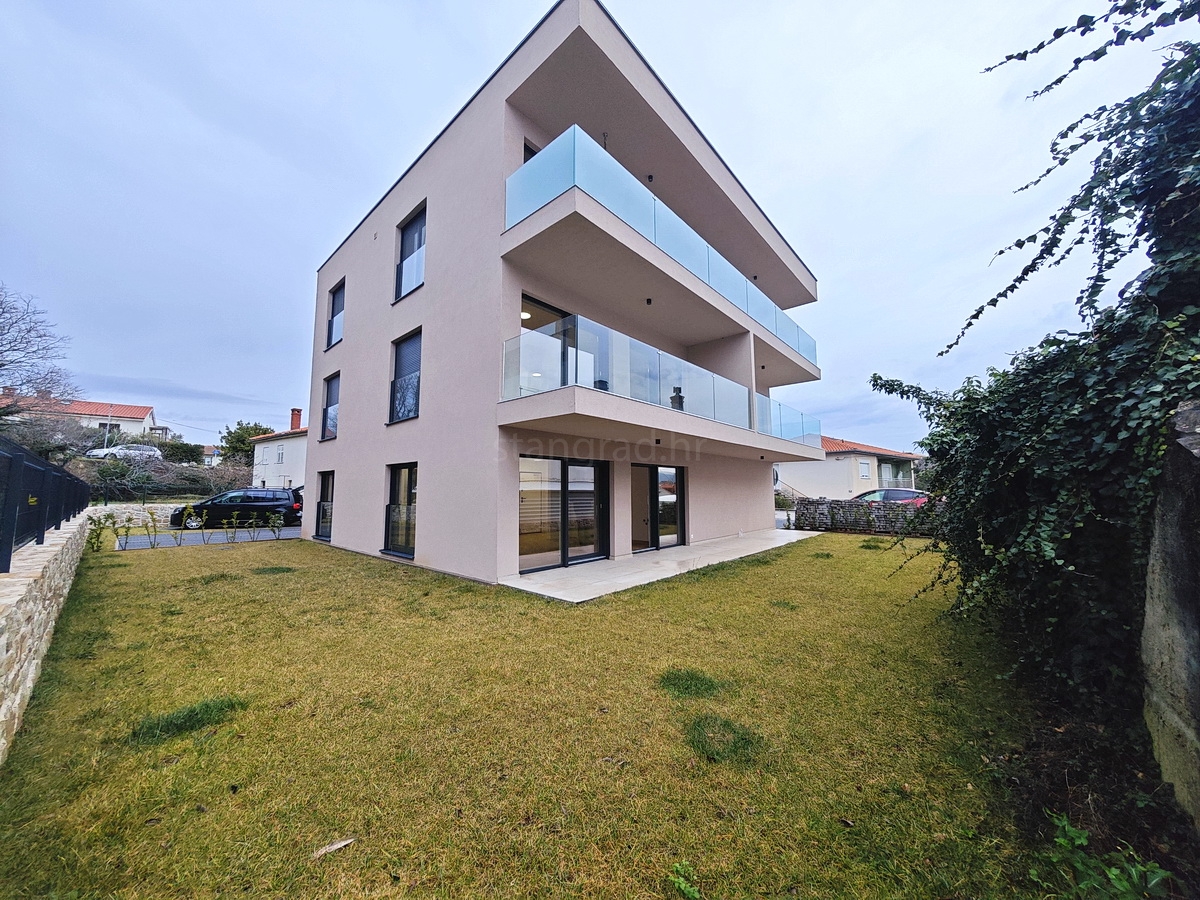 1 bedroom apartment in Krk, Croatia – 103585