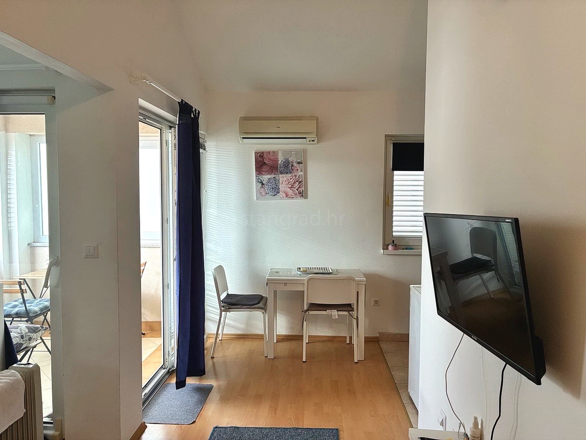 1 bedroom apartment in Novi Vinodolski, Croatia – 103584