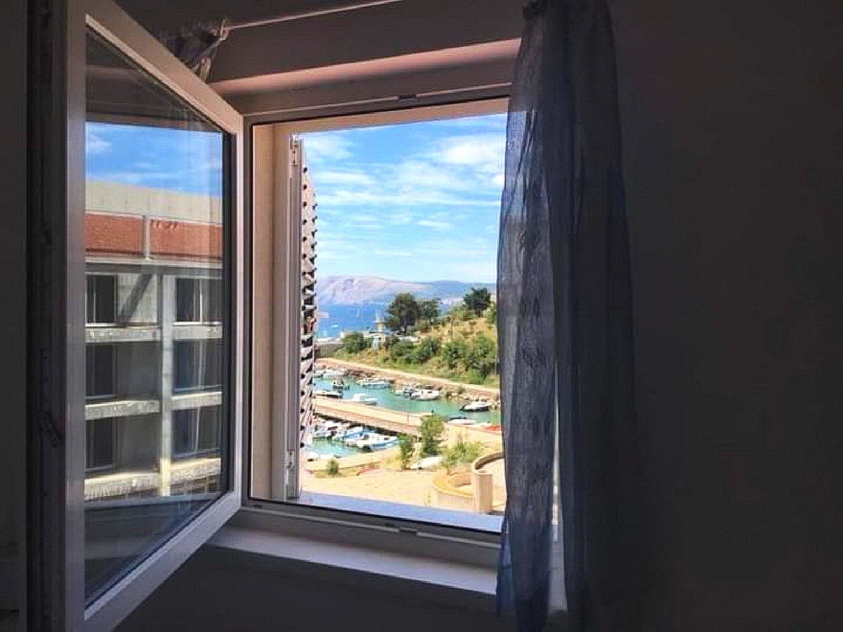 1 bedroom apartment in Novi Vinodolski, Croatia – 103584