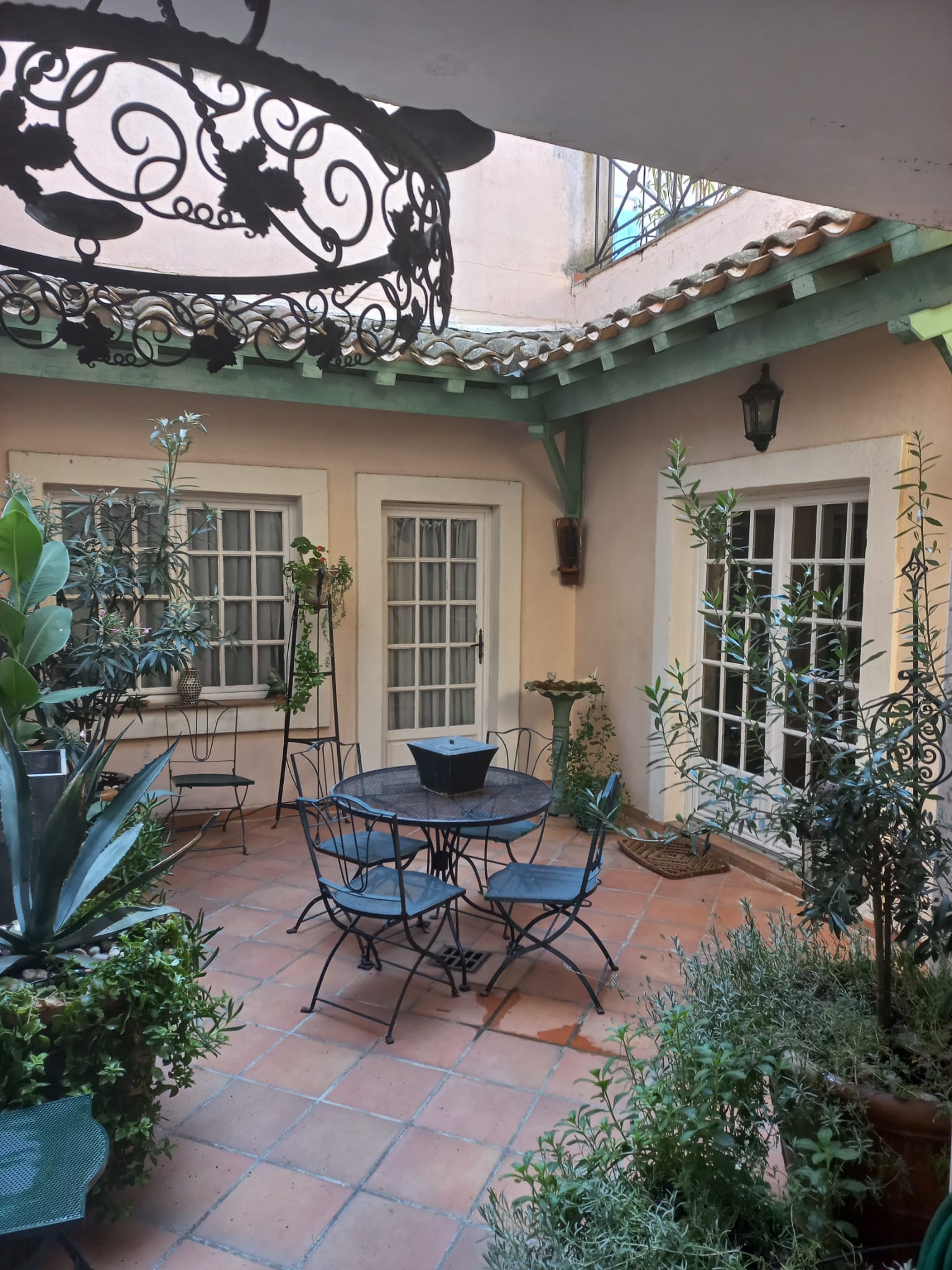 6 bedroom Detached House in Capestang, Herault, France – pc800000e