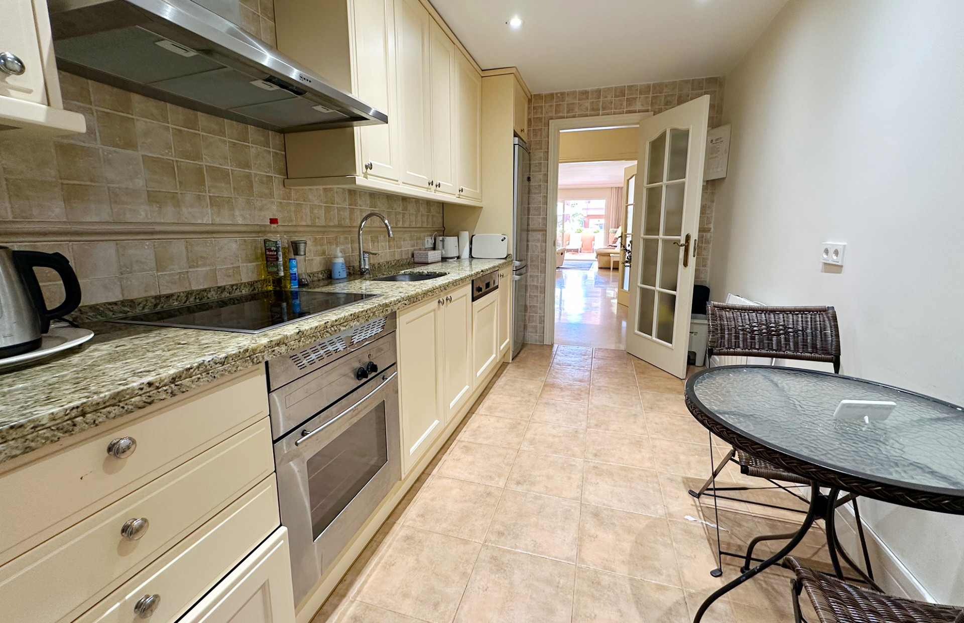 2 bedroom Ground Floor Apartment in Marbella, Malaga, Spain – 428-04213D