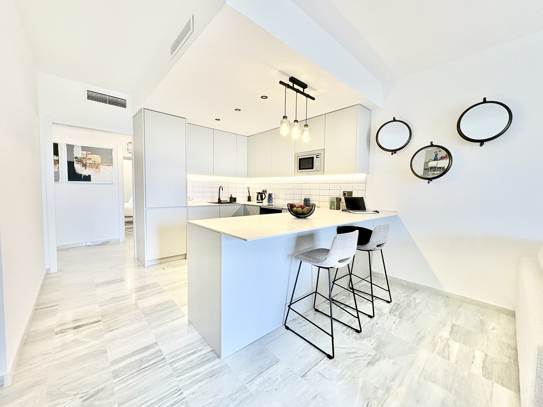 3 bedroom Apartment in Marbella, Malaga, Spain – 428-05123P