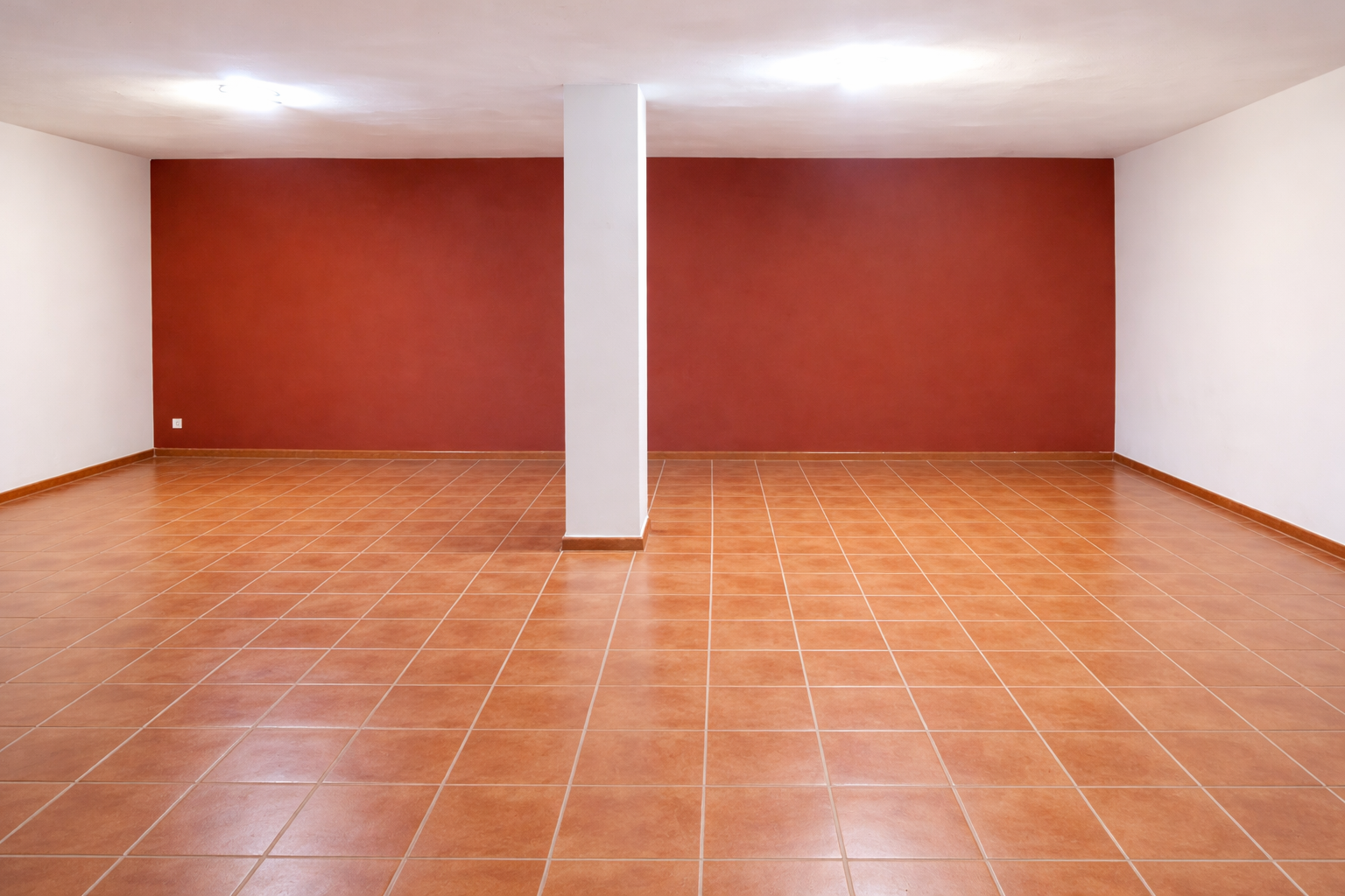 6 bedroom Semi Detached House in San Pedro De Alcantara, Malaga, Spain – 428-05167P