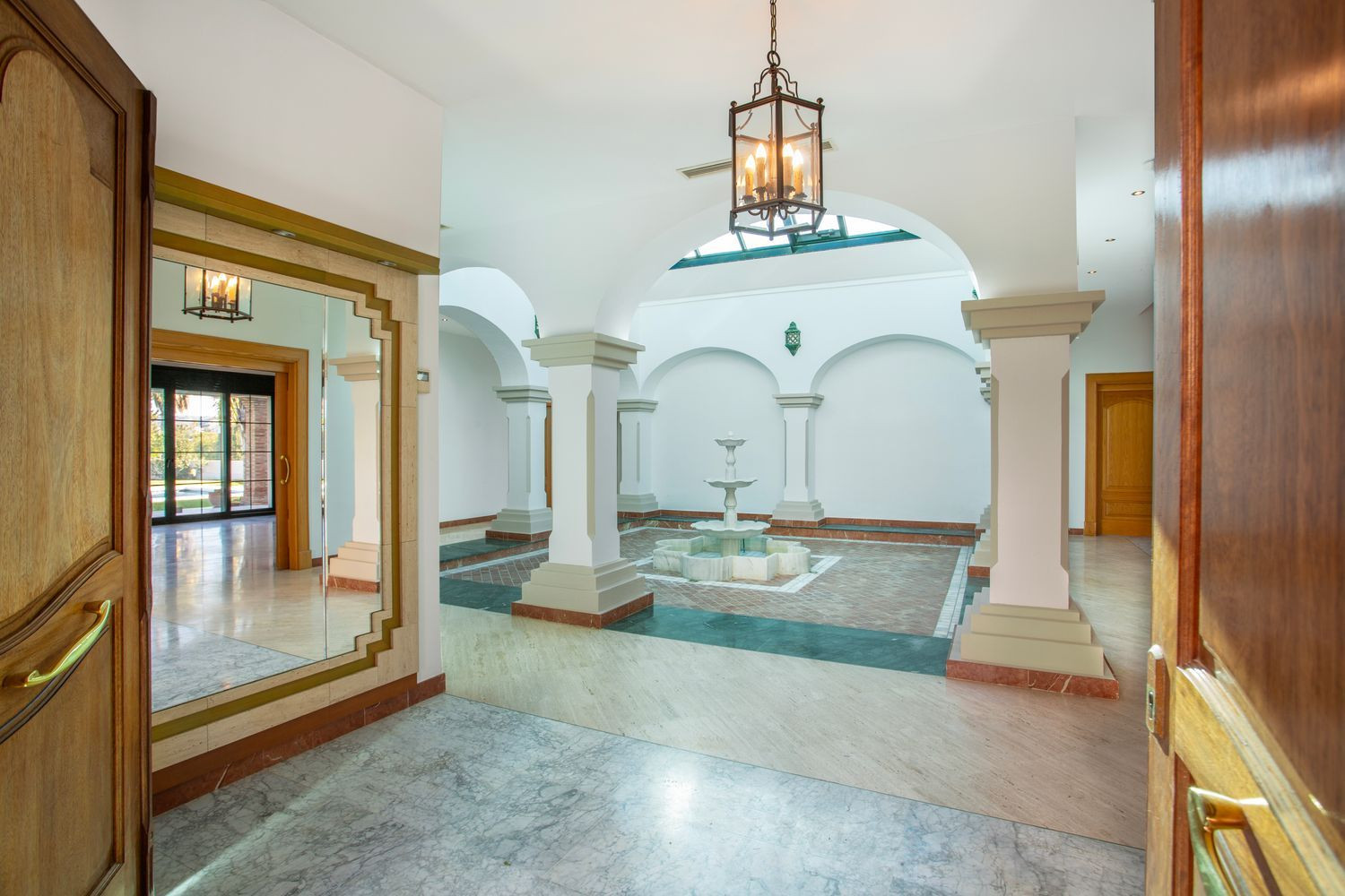 5 bedroom Villa in Mijas Costa, Malaga, Spain – 428-05173P