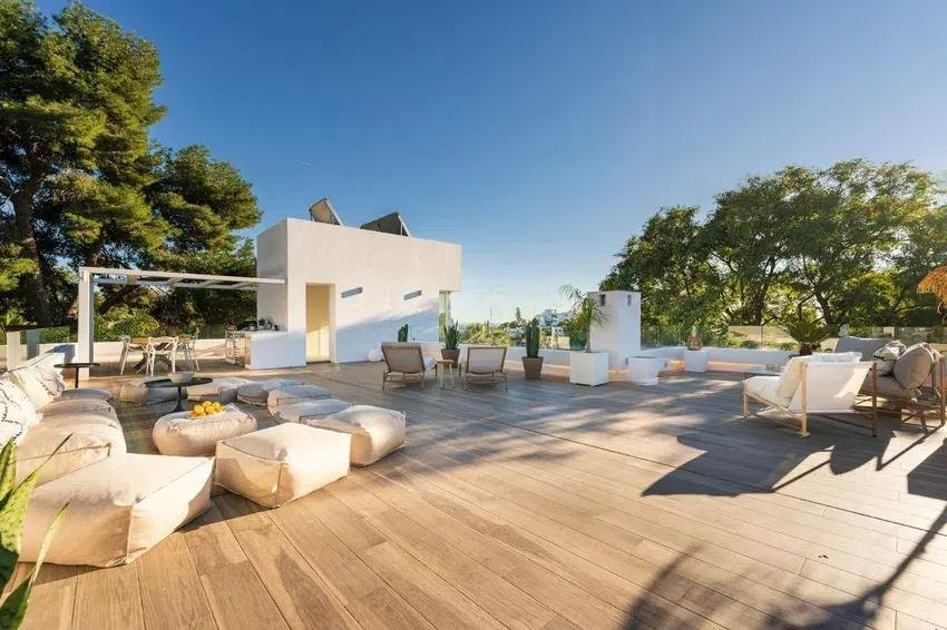 6 bedroom Villa in Marbella, Malaga, Spain – 428-05184P