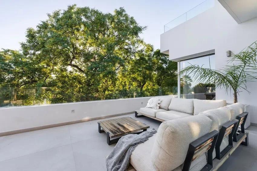 6 bedroom Villa in Marbella, Malaga, Spain – 428-05184P