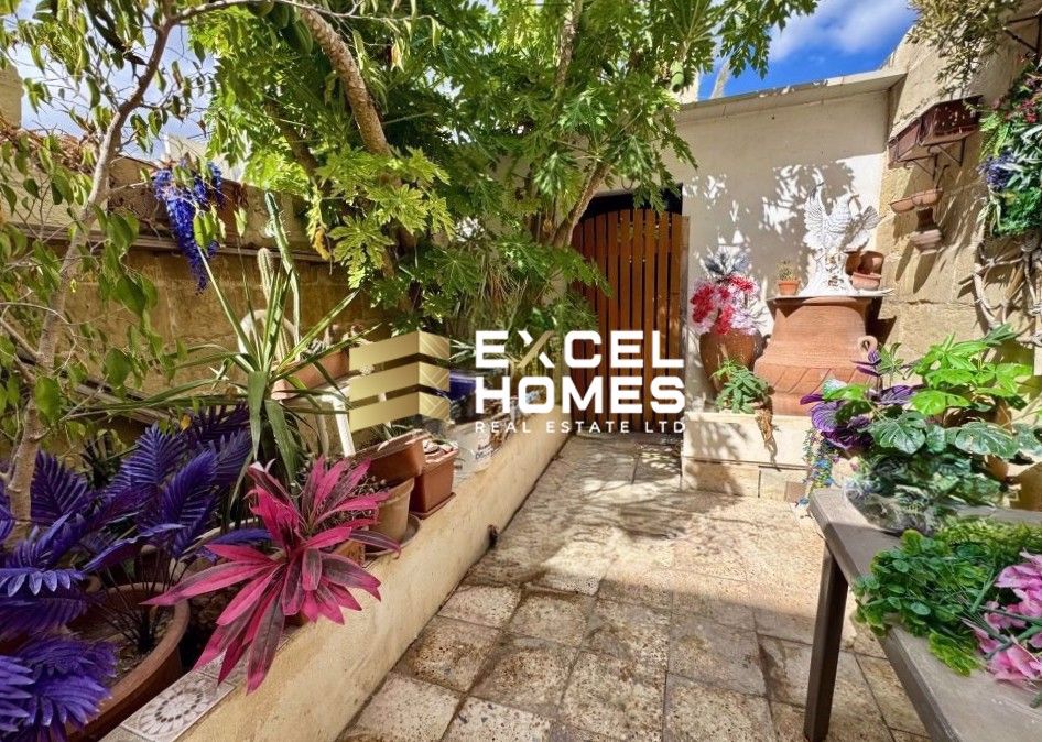 2 bedroom Townhouse in Paola, Malta – 66137