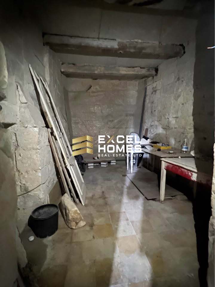 2 bedroom Maisonette in Senglea (Isla), Malta – 66135