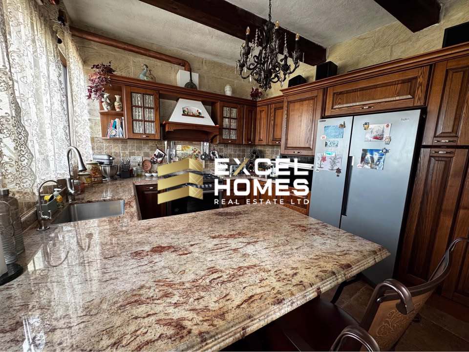 2 bedroom Character House in Qrendi, Malta – 66077