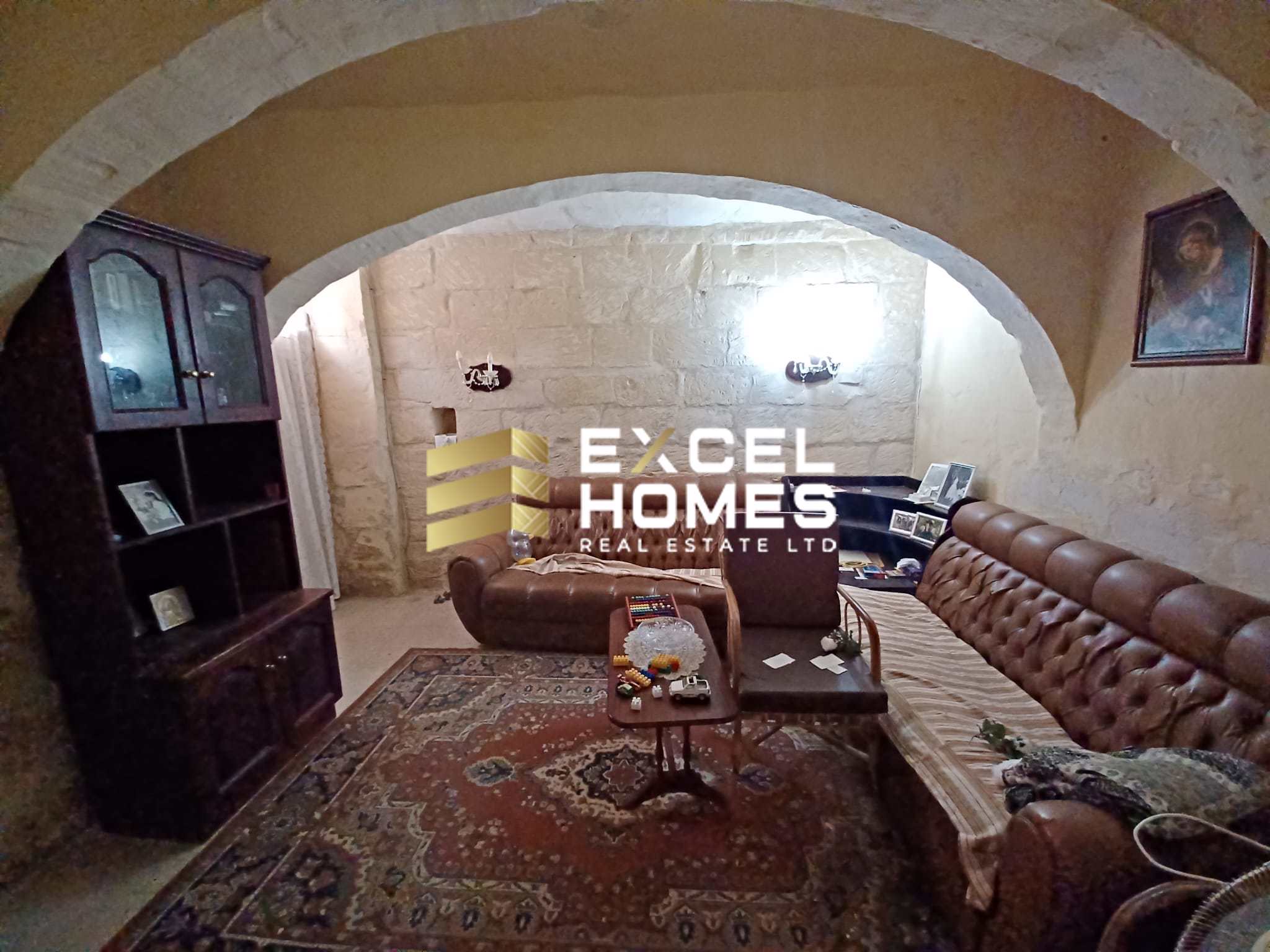 Character House in Gharb, Malta – 66005
