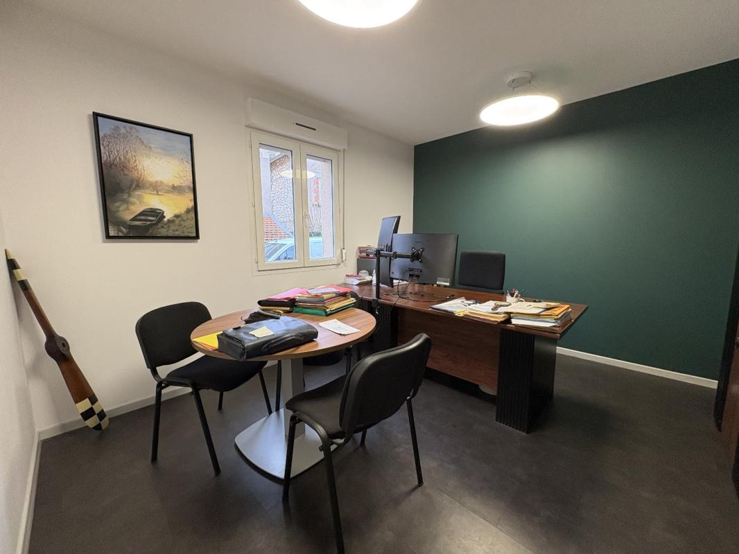 bureau in Figeac, Lot, France