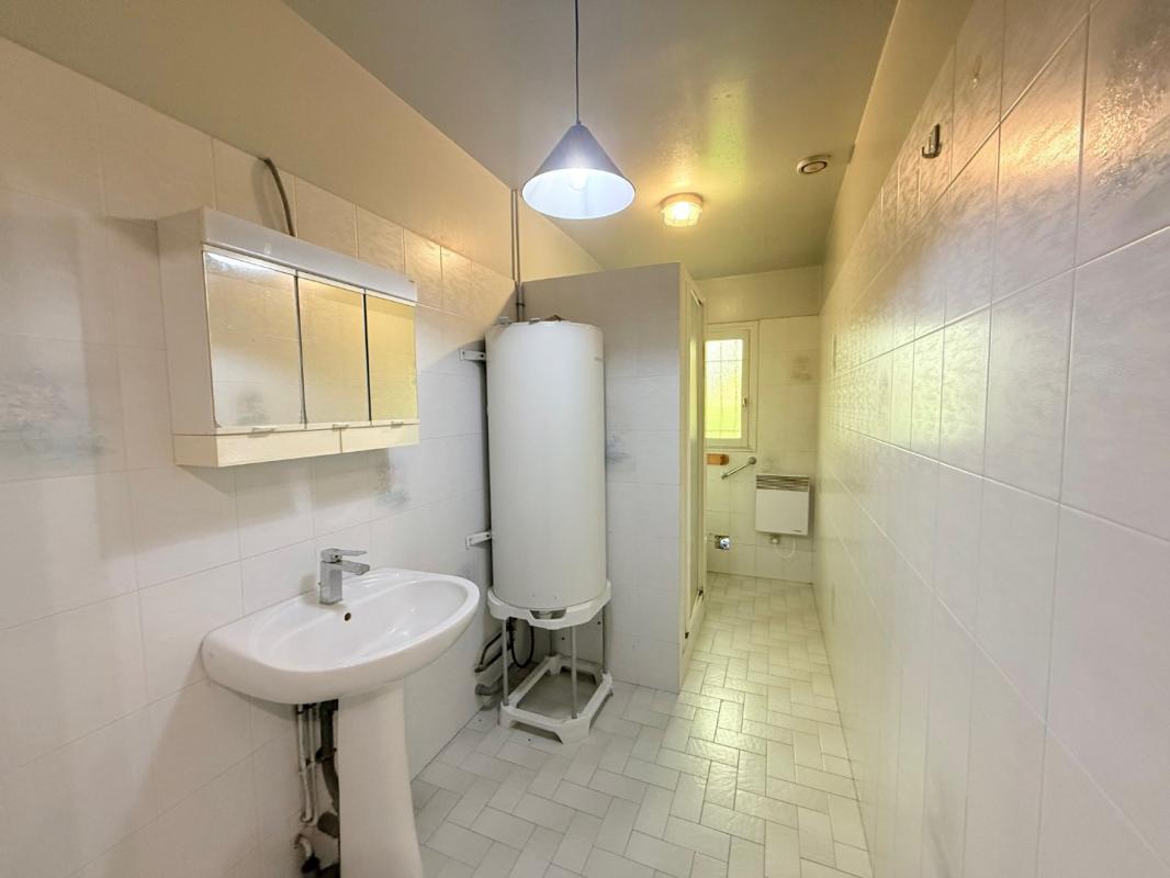 5 bedroom maison in Pradines, Lot, France