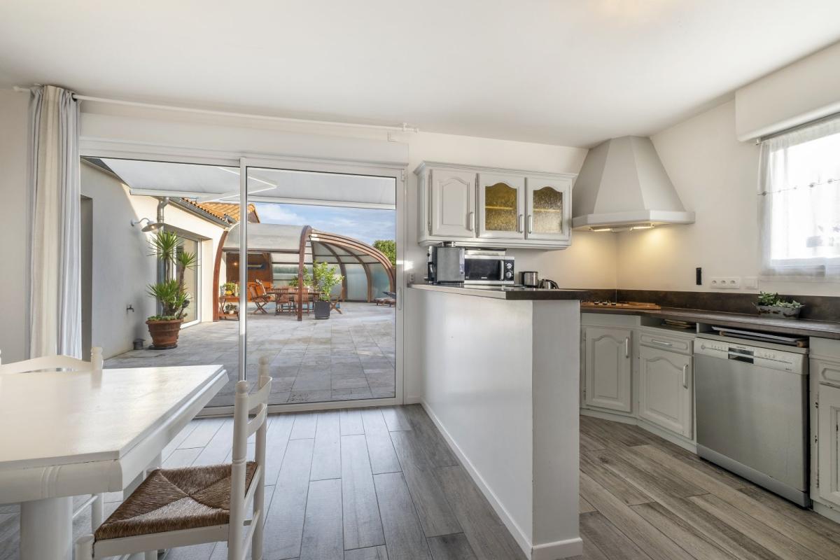 4 bedroom maison in La Rochelle, Charente-Maritime, France