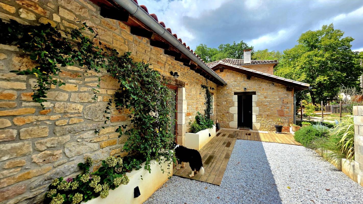 6 bedroom maison in Saint Antonin Noble Val, Tarn-et-Garonne, France