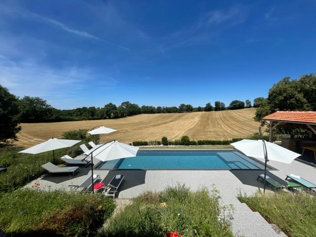 5 bedroom demeure in 10 Km De Figeac, Lot, France