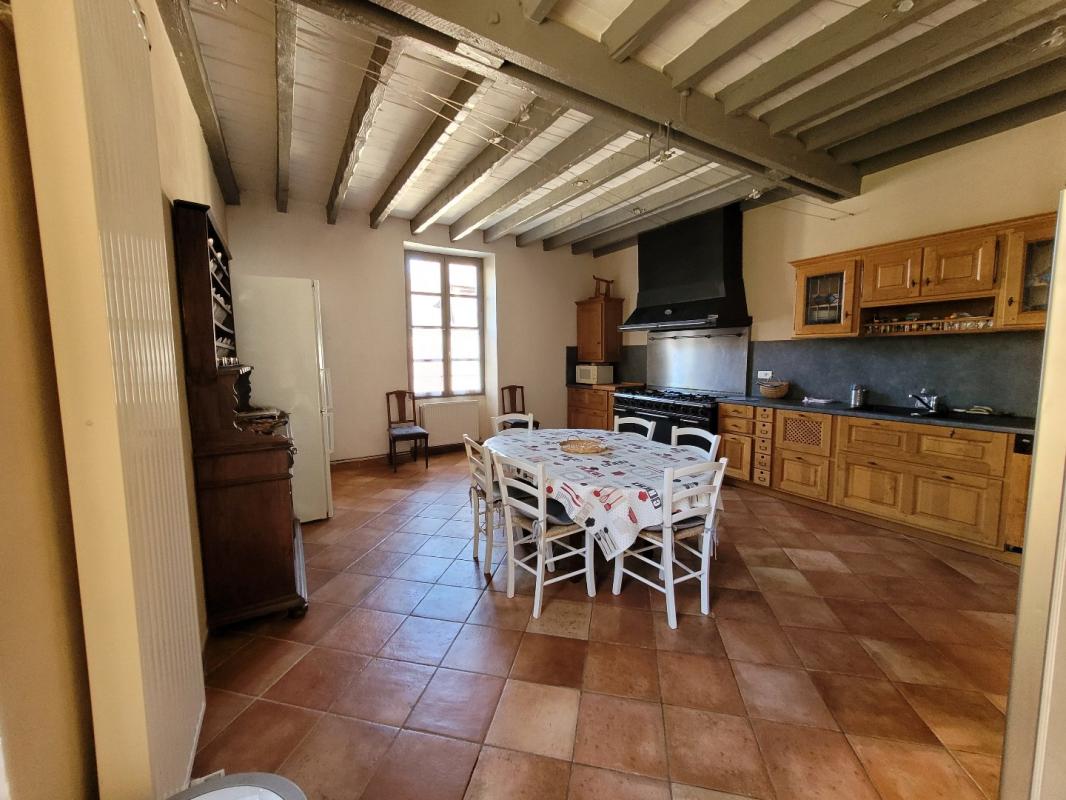 6 bedroom maison in Sainte Alvere, Dordogne, France