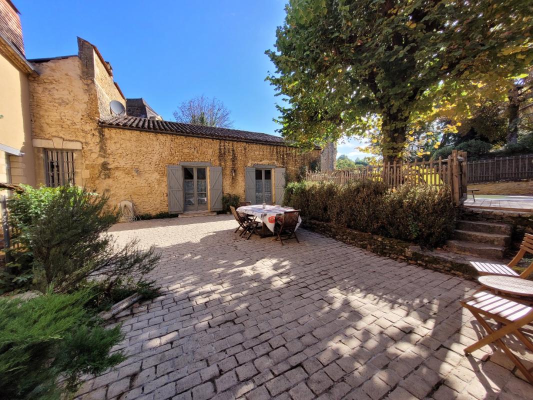 6 bedroom maison in Sainte Alvere, Dordogne, France