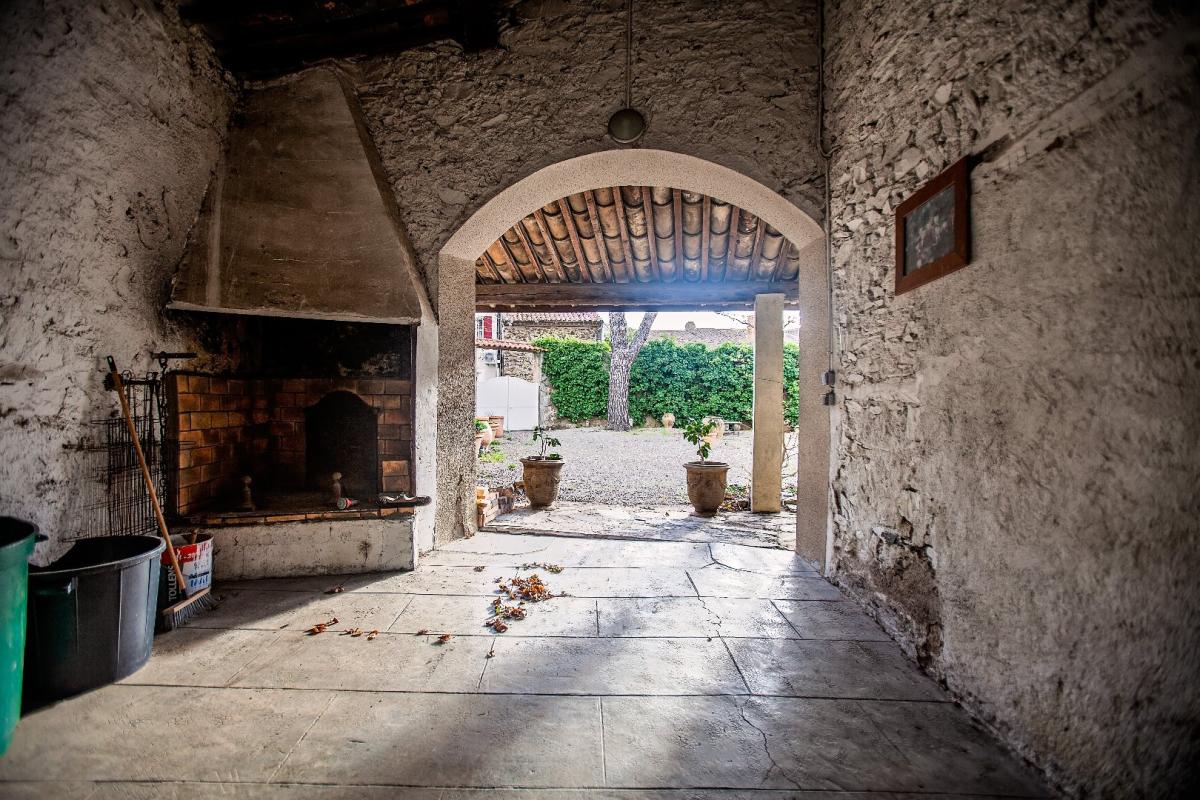 5 bedroom maison de campagne in Cabrerolles, Hérault, France