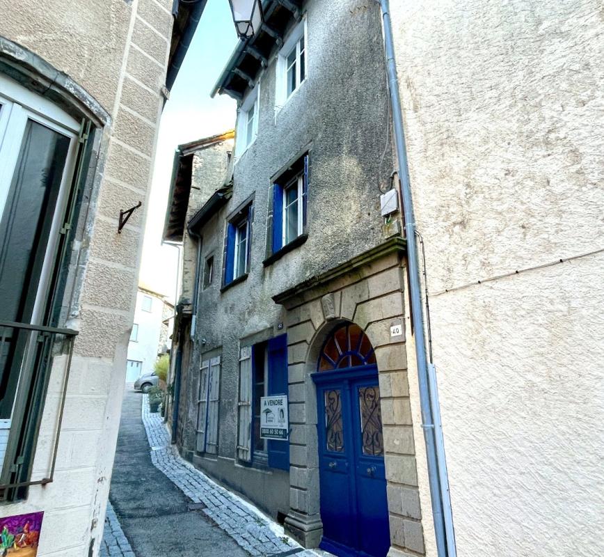 3 bedroom maison in Mur De Barrez, Aveyron, France