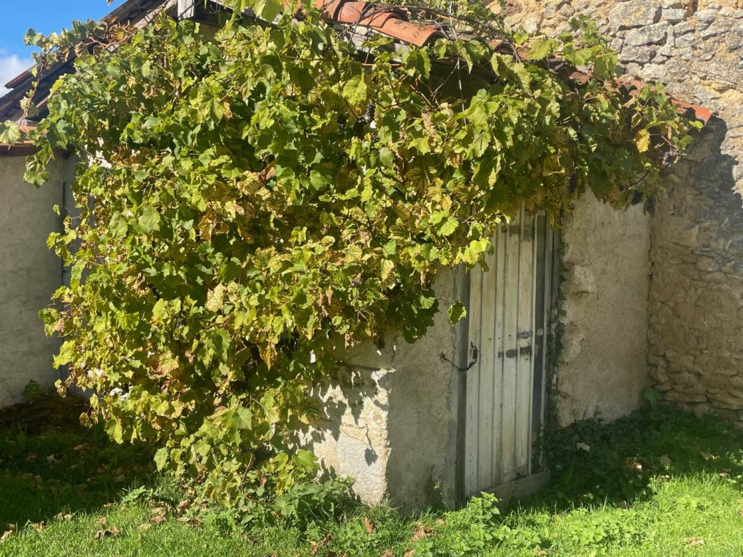 1 bedroom maison in Bussac, Dordogne, France