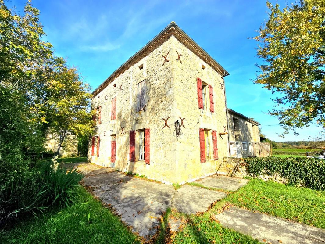 3 bedroom maison en pierres in Sempesserre, Gers, France