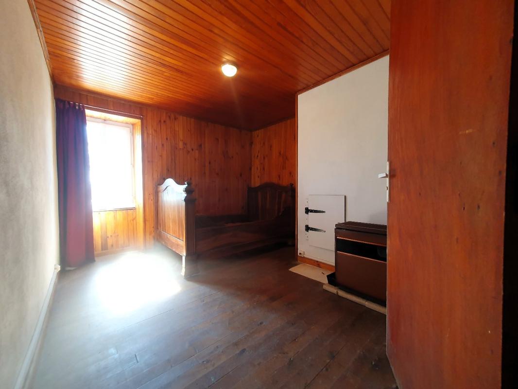 2 bedroom maison in Rieupeyroux, Aveyron, France