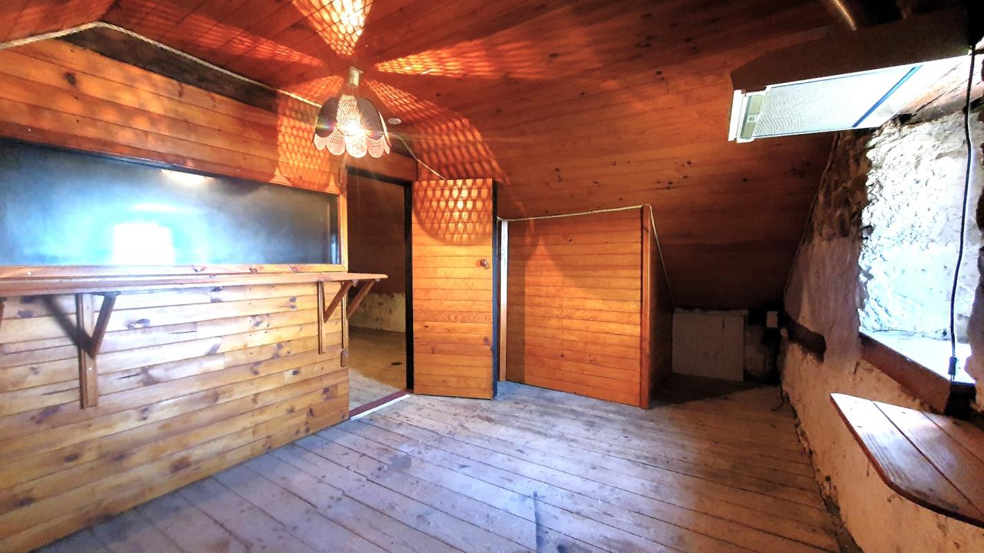 2 bedroom maison in Rieupeyroux, Aveyron, France