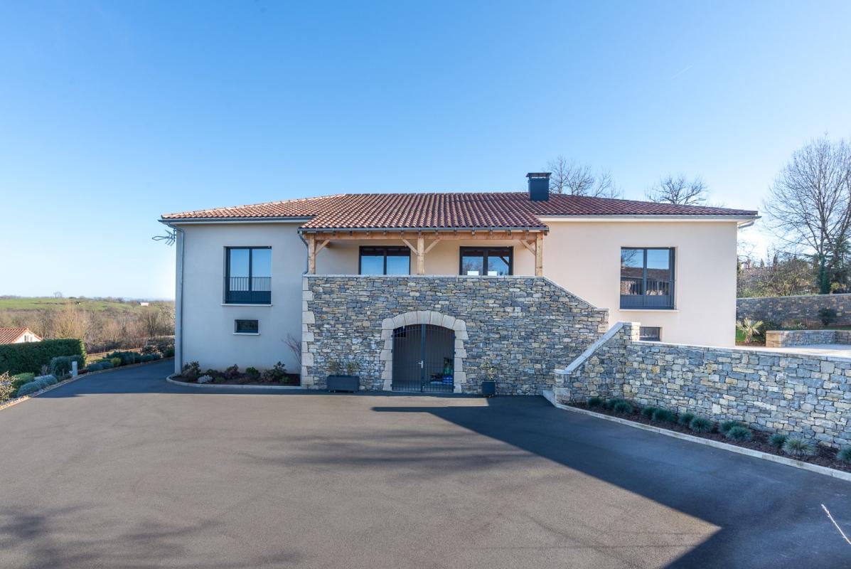 4 bedroom maison d’architecte in Lentillac Saint Blaise, Lot, France