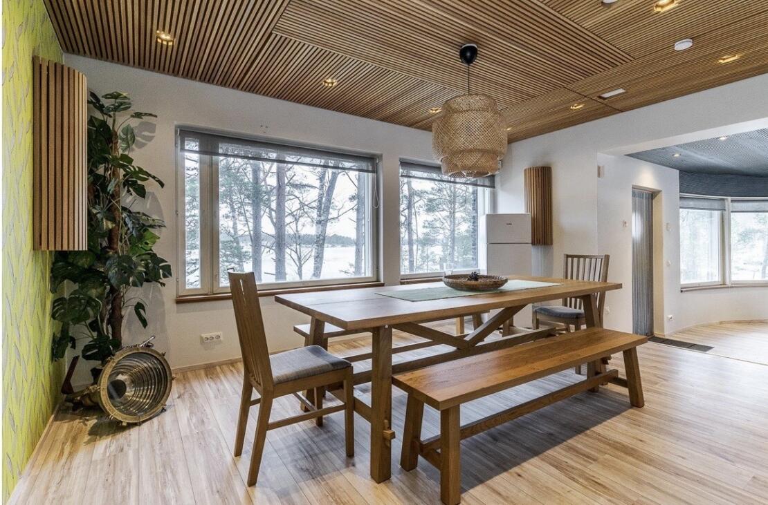 Exclusive Seafront 3-Bedroom Villa with Private Shoreline – Finland