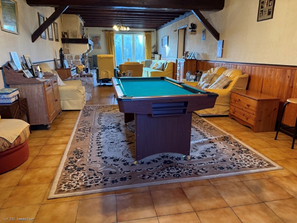 4 bedroom House in Ruffec, France – r7416