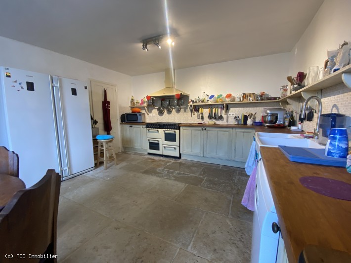 3 bedroom House in Verteuil-Sur-Charente, France – r7100