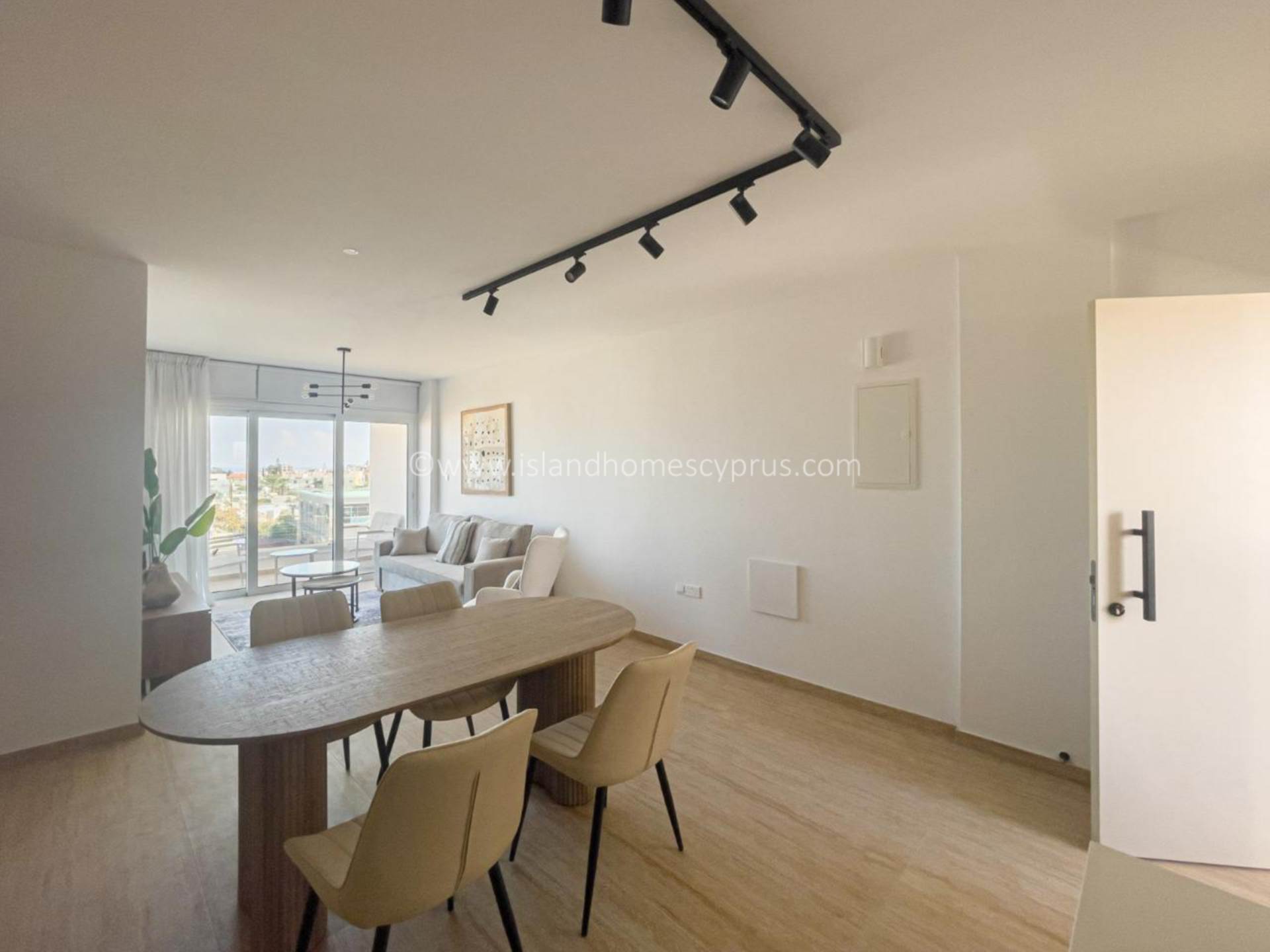 3 bedroom Apartment in Deryneia, Famagusta, Cyprus – DhD106as