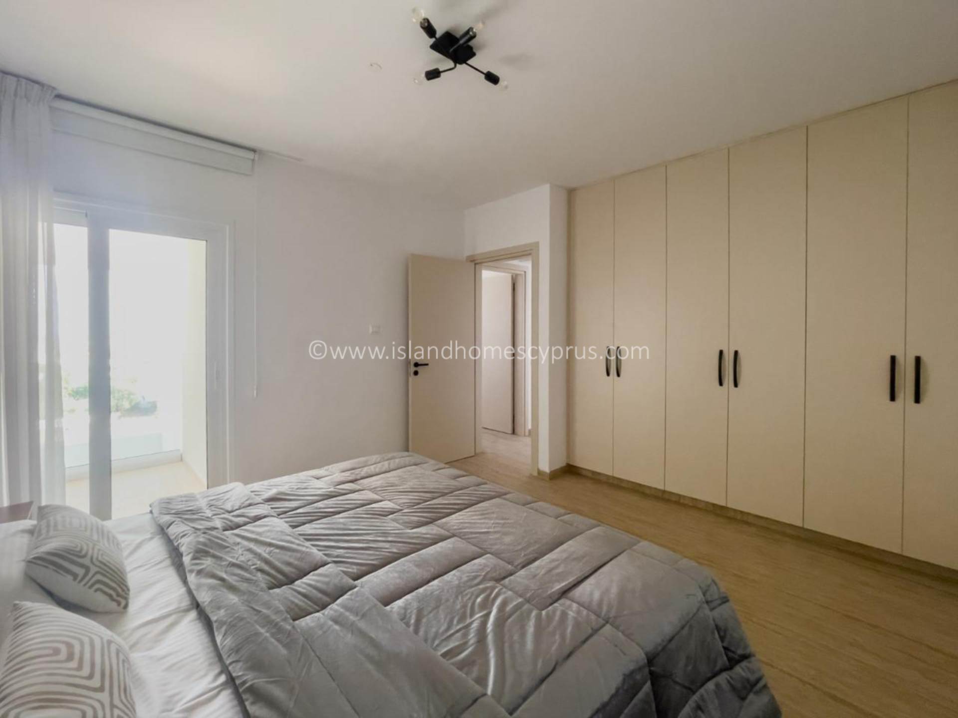 3 bedroom Apartment in Deryneia, Famagusta, Cyprus – DhD106as