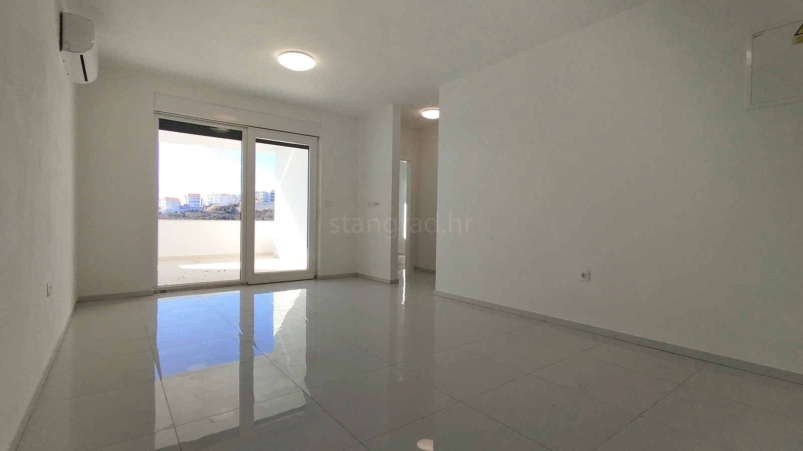 2 bedroom apartment in Novi Vinodolski, Croatia – 103592