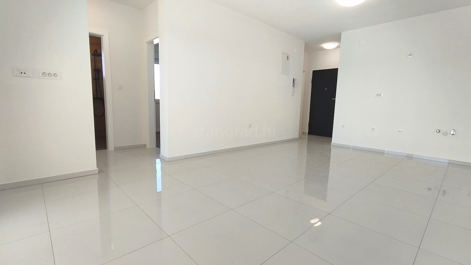 2 bedroom apartment in Novi Vinodolski, Croatia – 103592