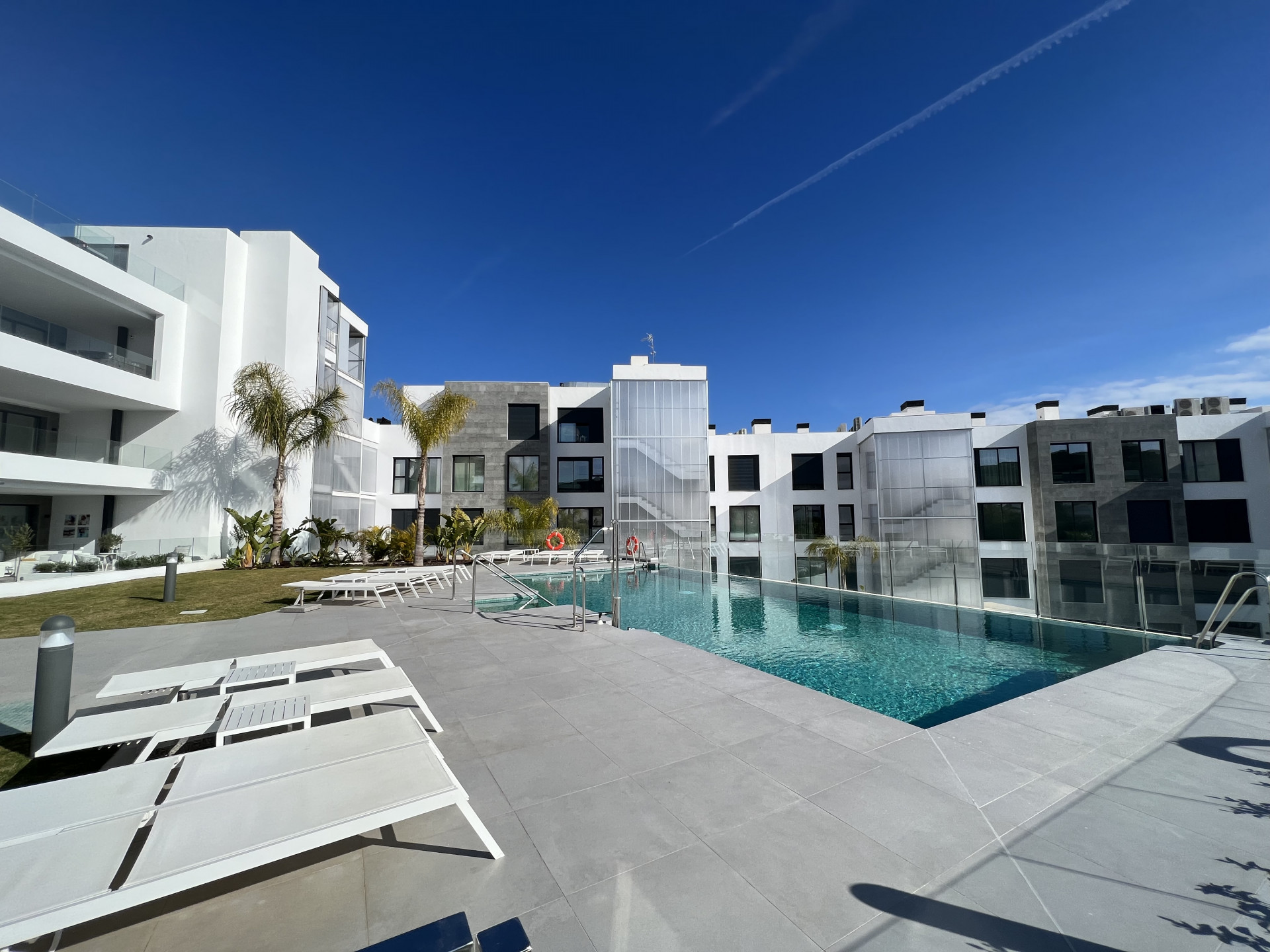 2 bedroom Apartment in Fuengirola, Malaga, Spain – 428-00007P