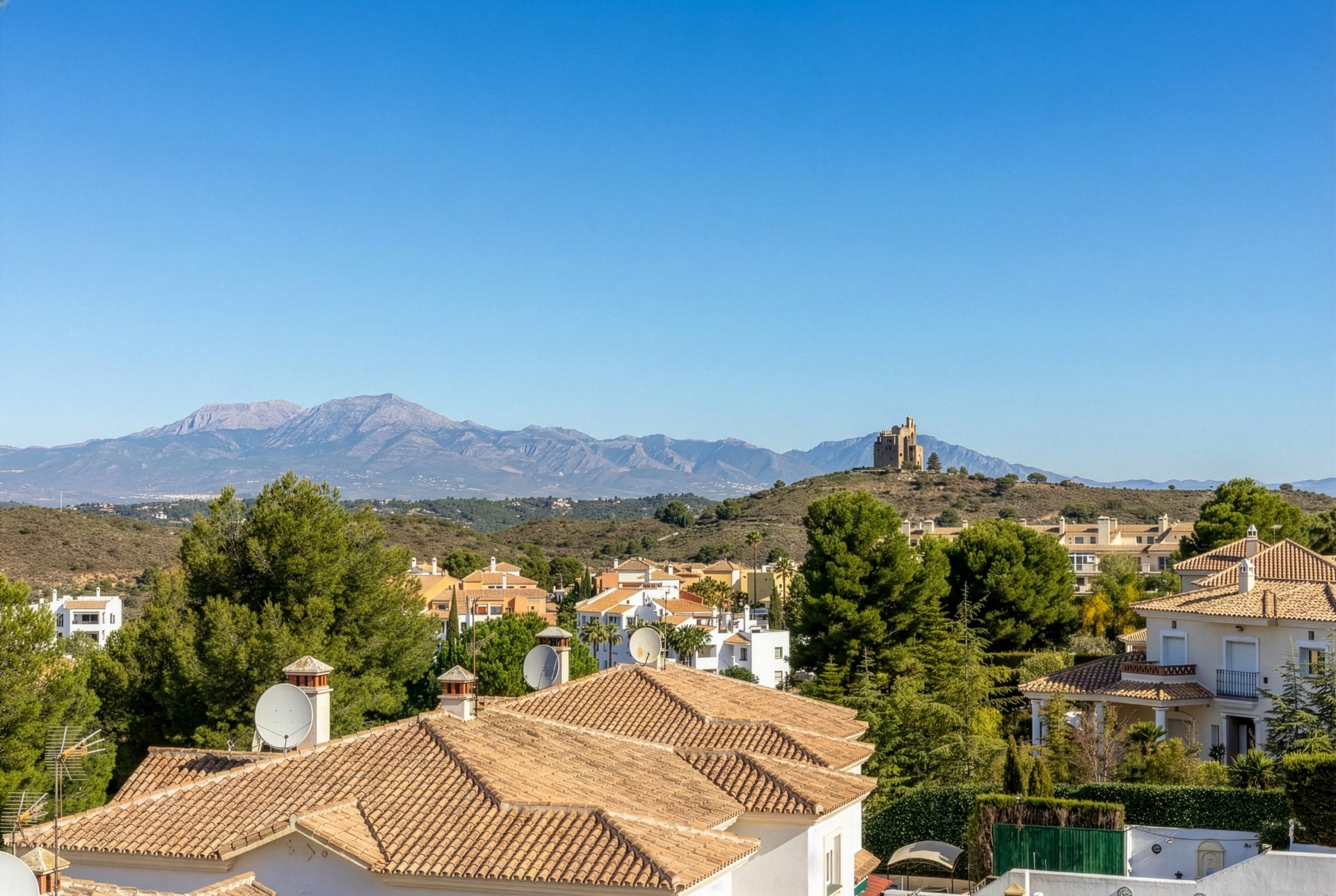 3 bedroom Semi Detached House in Alhaurin El Grande, Malaga, Spain – 428-05207D