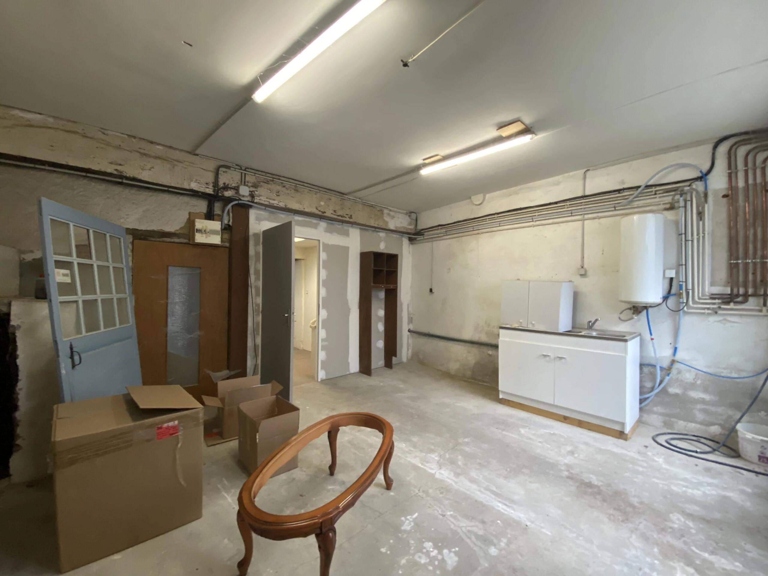 House to be finished renovating in the heart of Le Dorat, Limousin – France – BVI83998