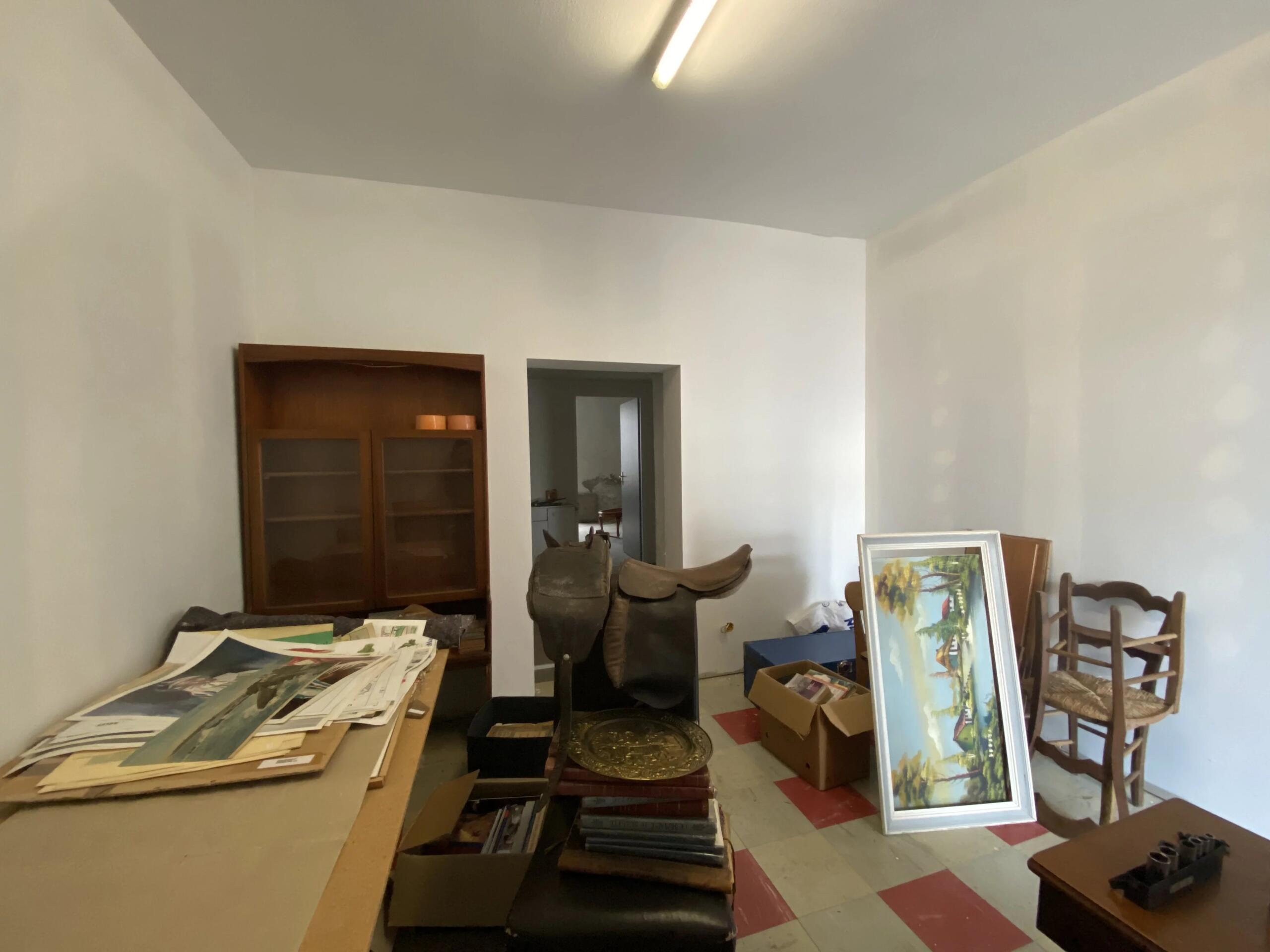 House to be finished renovating in the heart of Le Dorat, Limousin – France – BVI83998