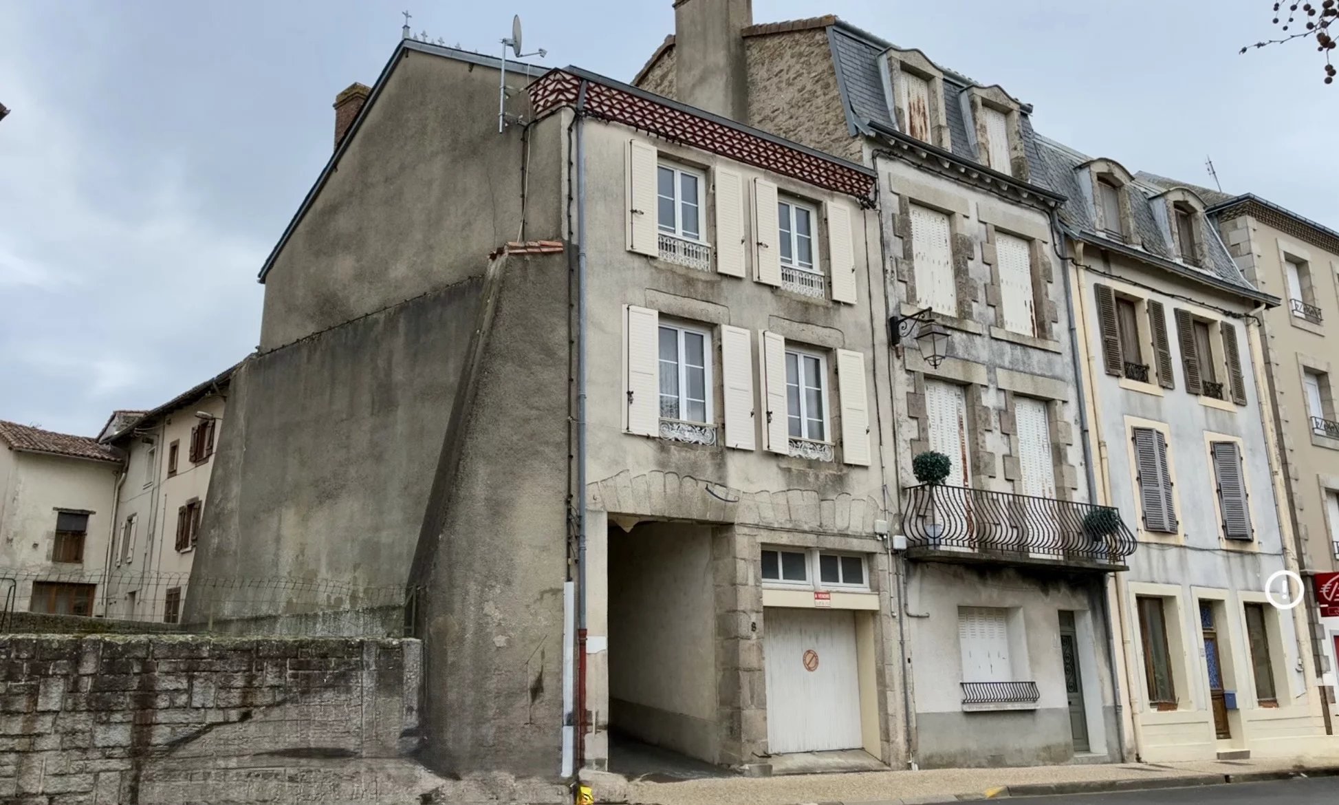 Excellent location in Bellac, Limousin – France – BVI84001