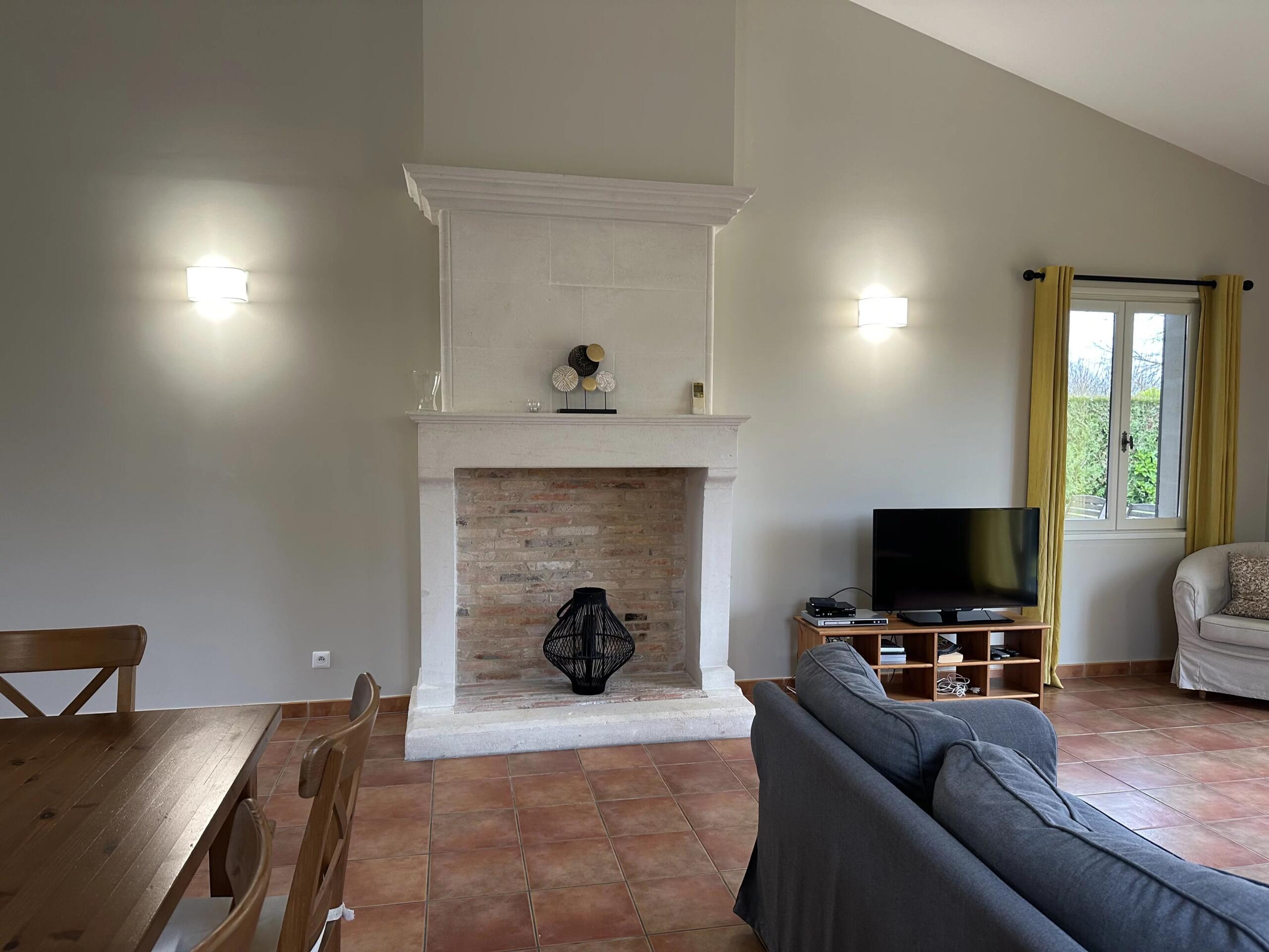 Modern 4-bed villa with private pool in gated community, Poitou-Charentes – France – BVI81829