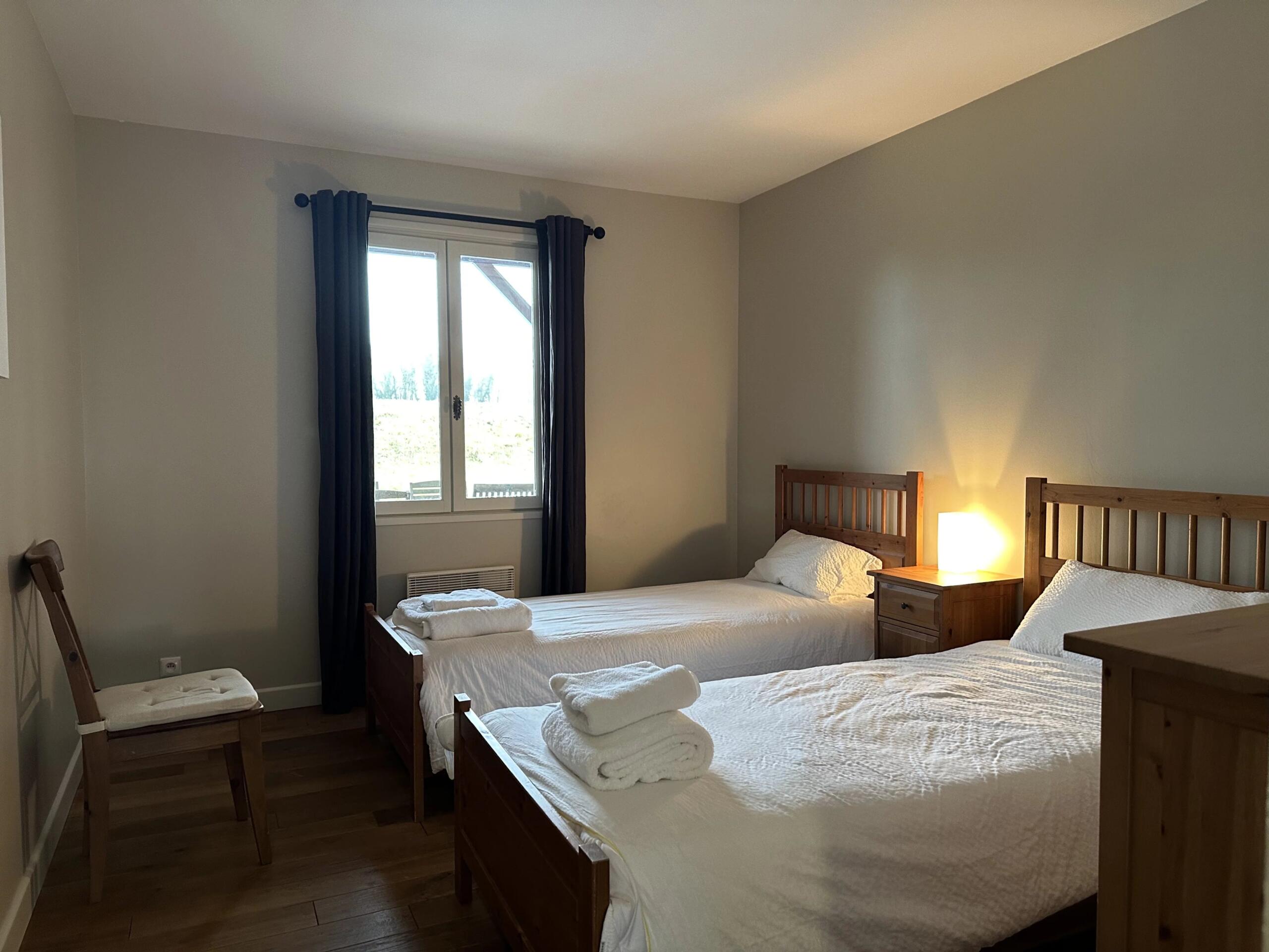 Modern 4-bed villa with private pool in gated community, Poitou-Charentes – France – BVI81829