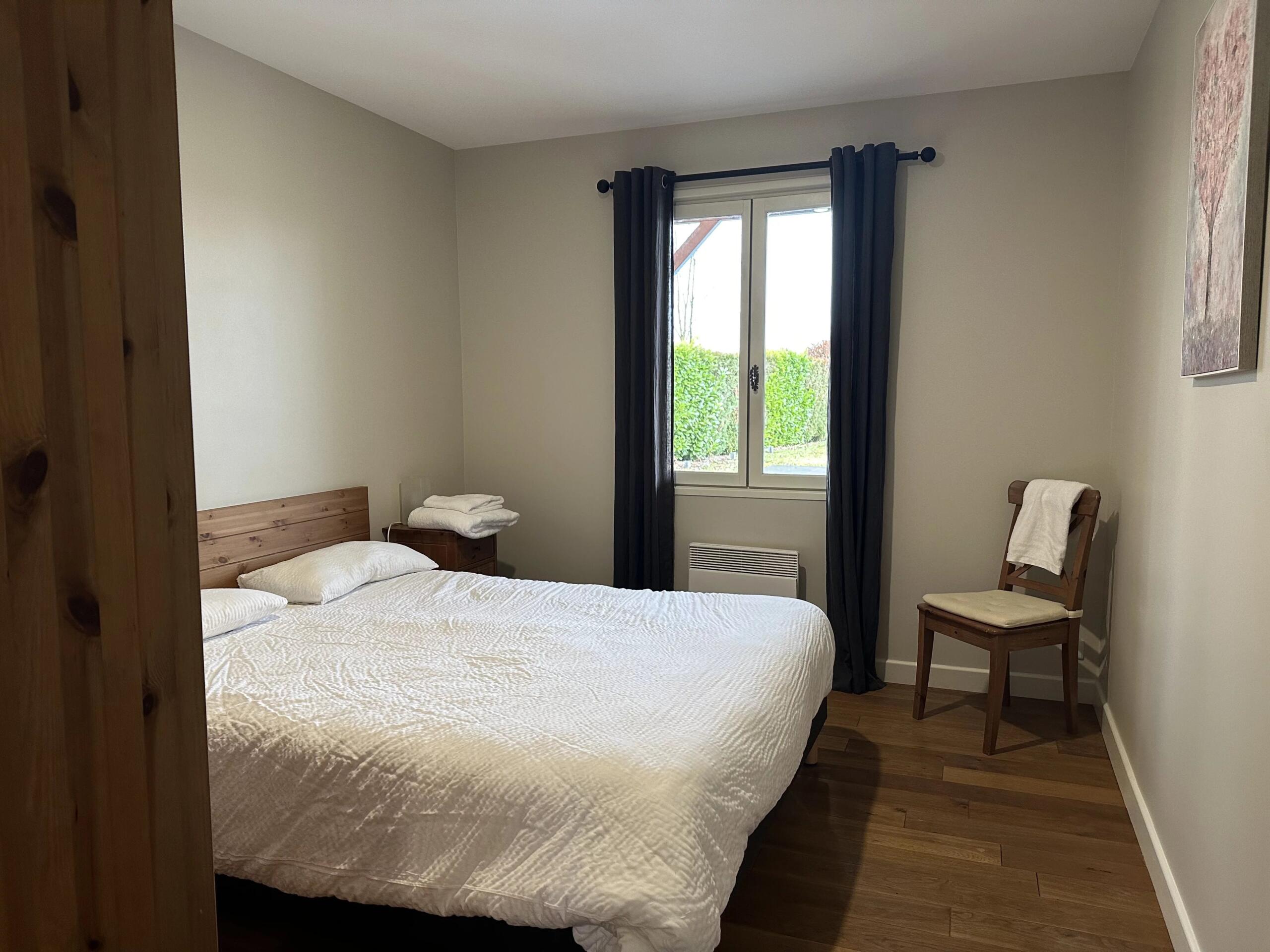 Modern 4-bed villa with private pool in gated community, Poitou-Charentes – France – BVI81829